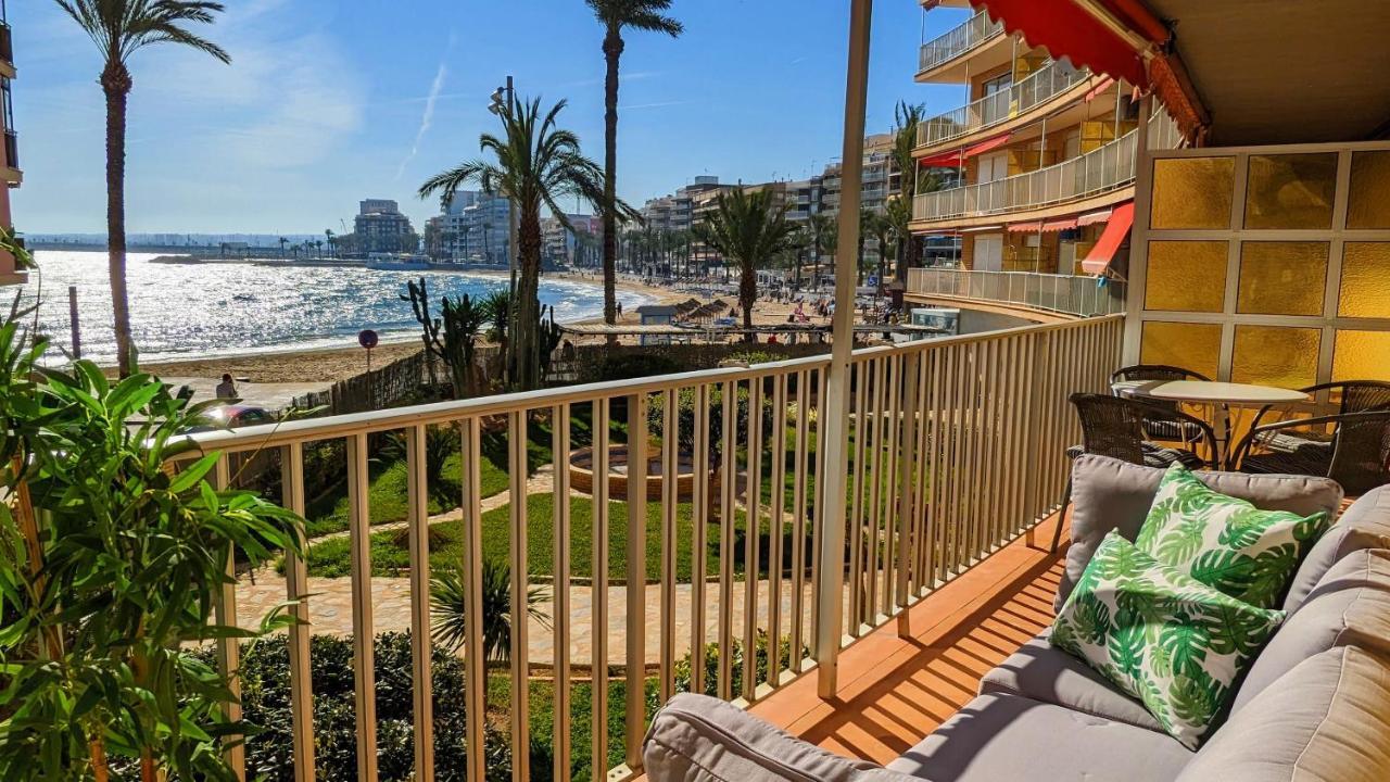 Garden Beach Apartment Torrevieja Eksteriør bilde