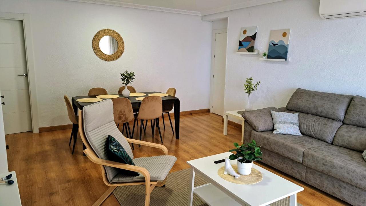 Garden Beach Apartment Torrevieja Eksteriør bilde