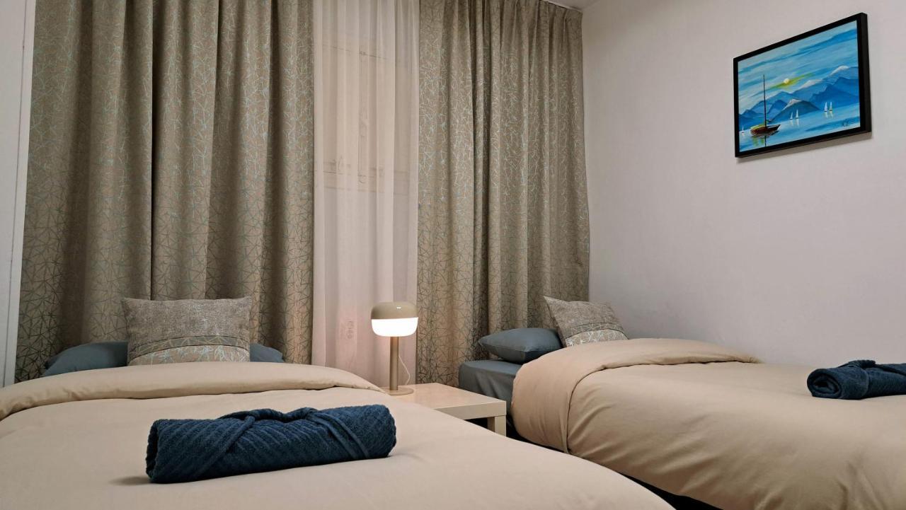 Garden Beach Apartment Torrevieja Eksteriør bilde