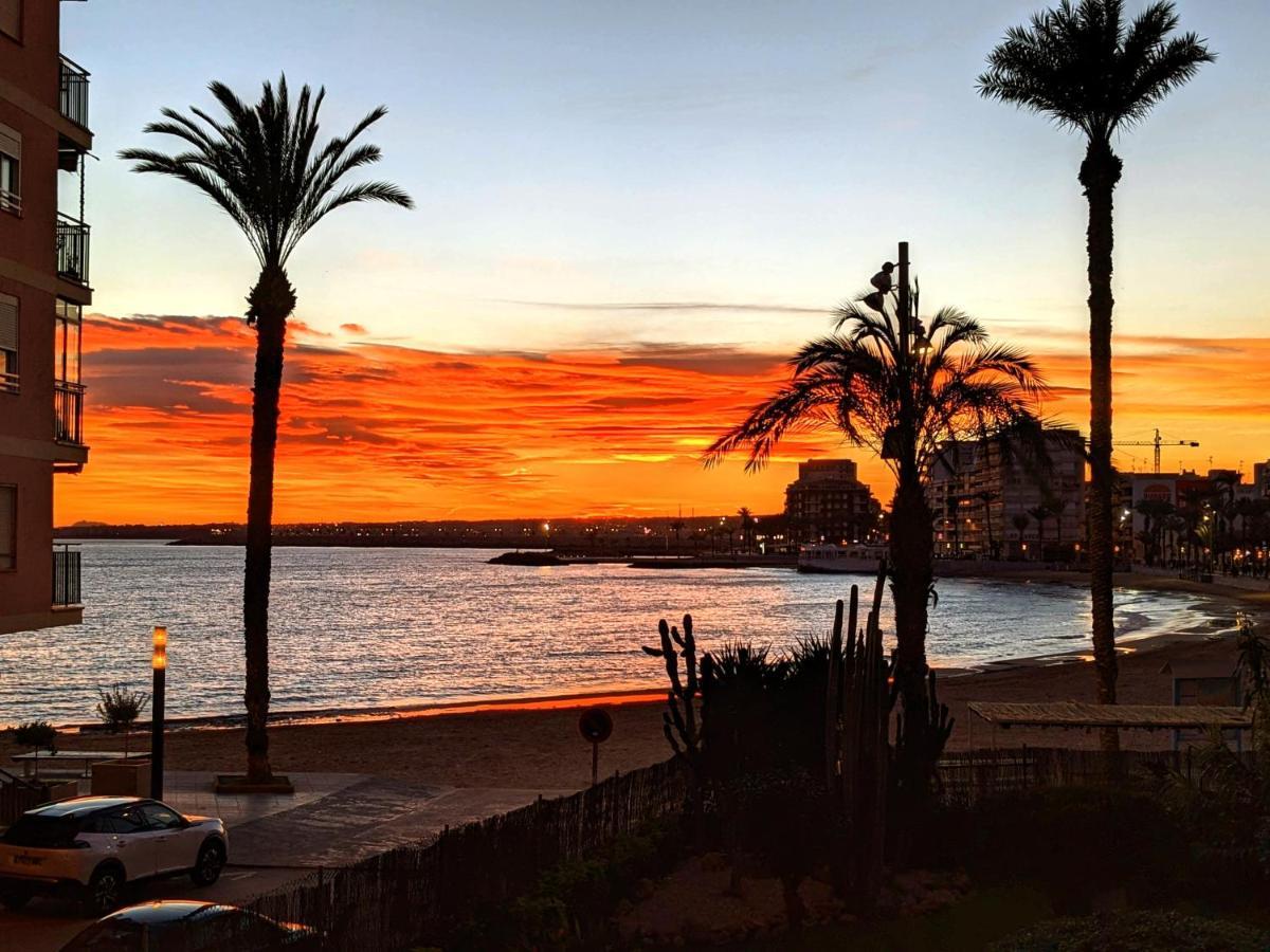 Garden Beach Apartment Torrevieja Eksteriør bilde